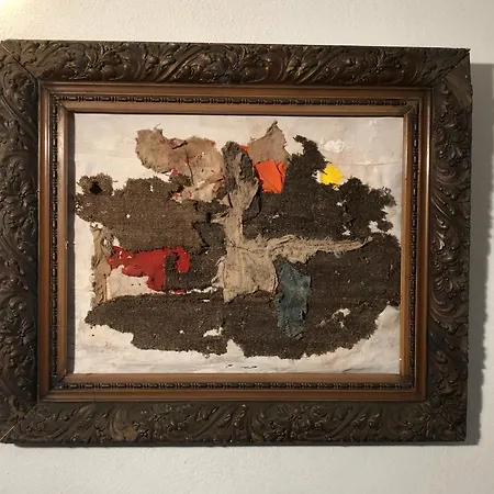 Lovers' Nest - Unita 1