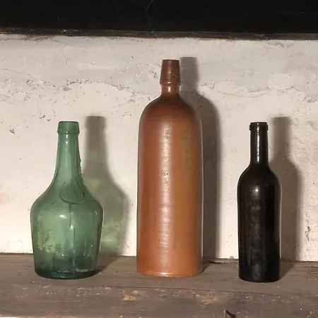 Lovers' Nest - Unità 1