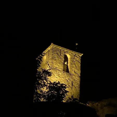 Lovers' Nest - Unita 1 Baiardo