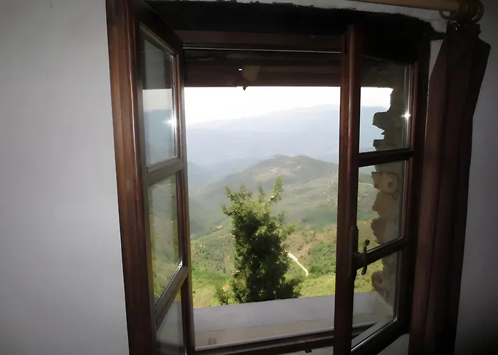 Lovers' Nest - Unita 1 *